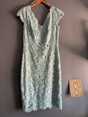 Tadashi Shoji Soft Aqua Sequined  Midi Cap Sleeve Dress Size 8